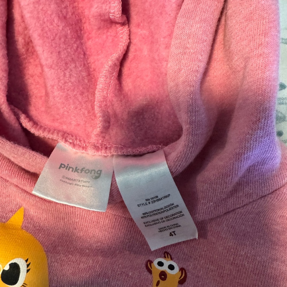 Baby Shark Pink Kids Hoodie Set - Picture 2 of 5